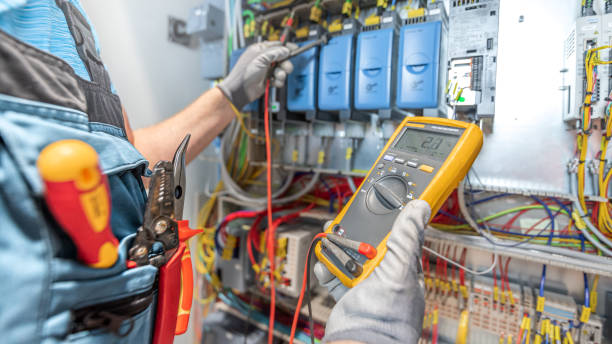 Best Licensed Electrician  in Lytle, TX